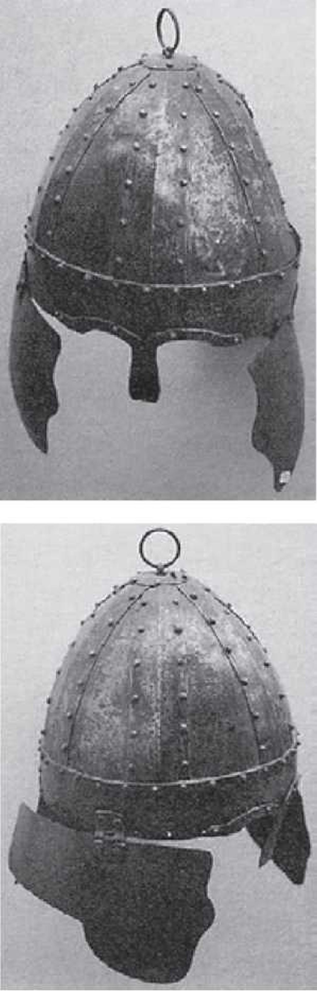 Сегментно-клепаный куполовидный шлем, снабженный назатыльником и нащечниками. V—V1 вв. Обнаружен на территории соврем.енного Египта. Хранится в Коптском музее в Каире, Египет