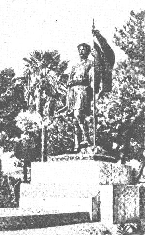 Памятник борцу за национальное освобождение в городе Корче. Скульптор О. Паскали