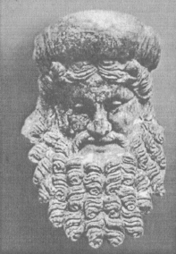 Рис. 27. Терракотовая маска Диониса Быка. Амис. II в. до н.э.