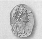 Рис.106.4. Портретные геммы с изображением Митридата VI и Александра