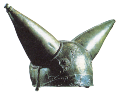 Шлем с двумя рогами - один из наиболее оригинальных типов кельтского защитного снаряжения, обнаруженный в Англии.