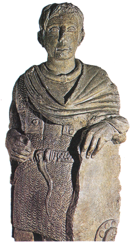Статуя воина с галльским щитом, I в. до н. э. (Музей Камее, Авиньон).